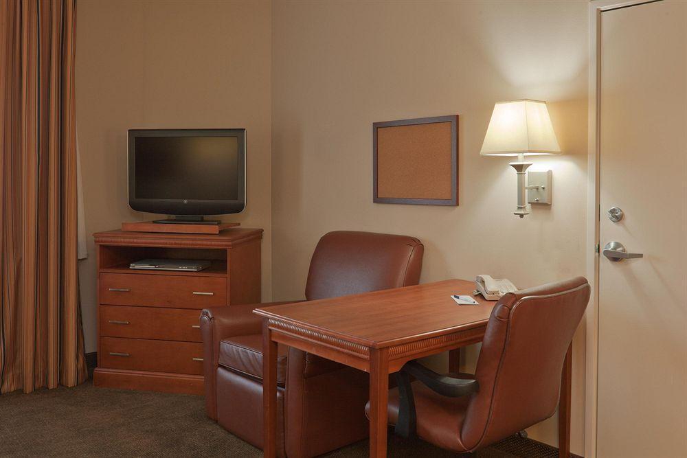 Candlewood Suites Pearl By Ihg Phòng bức ảnh